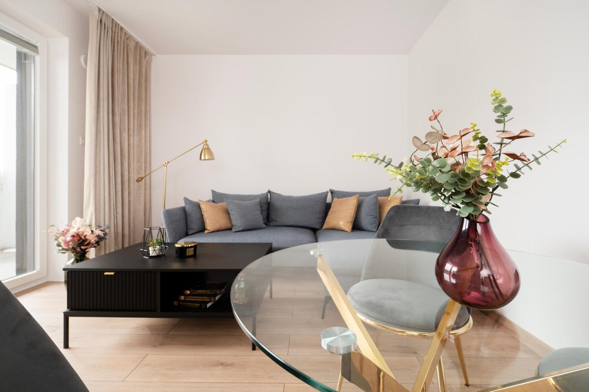 Manufaktura Residence - Apartamenty Prestiz Z Garazem Podziemnym I Dwoma Lazienkami Λοτζ Εξωτερικό φωτογραφία